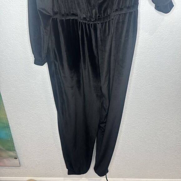 NWT Lover and Friends Zasha Jumpsuit in Black Velvet XL Revolve - Picture 6 of 13
